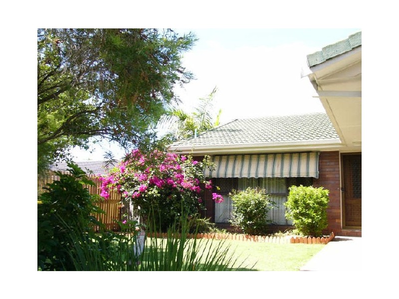 16 Brady Drive, Coombabah QLD 4216