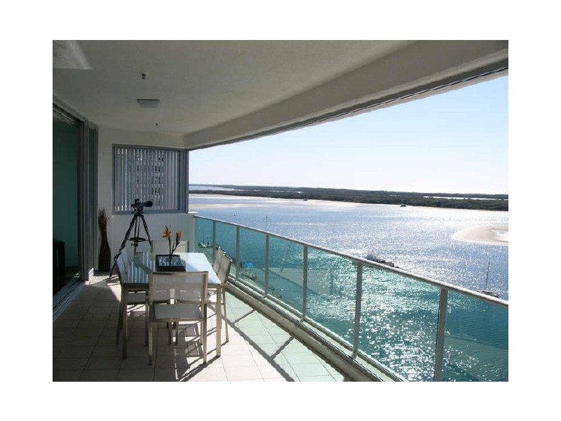 1004/300 Marine Parade, Labrador QLD 4215