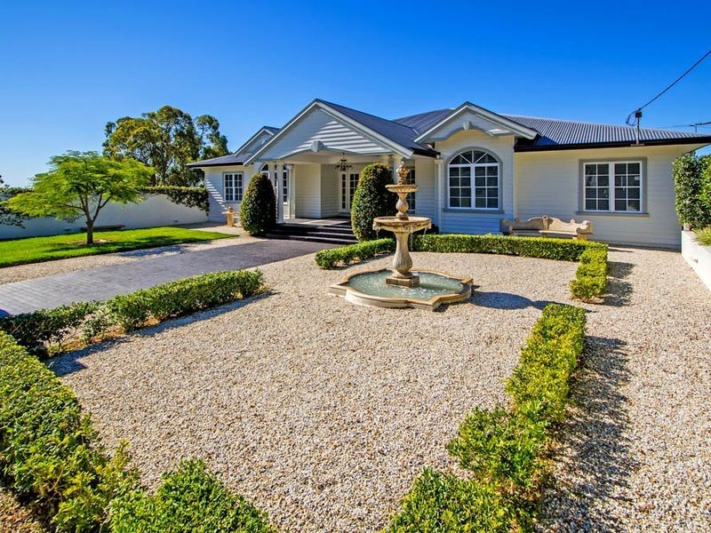 15 Celebes Court, Mount Tamborine QLD 4272