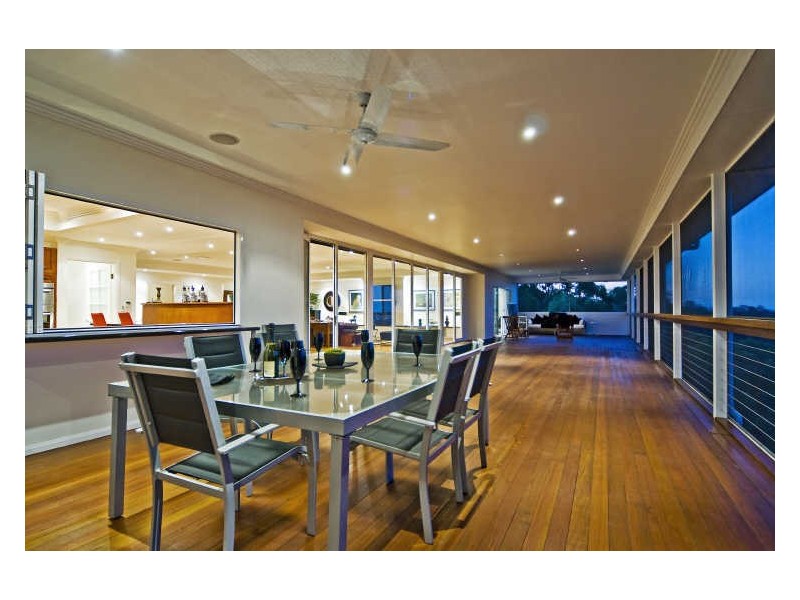 15 Celebes Court, Mount Tamborine QLD 4272