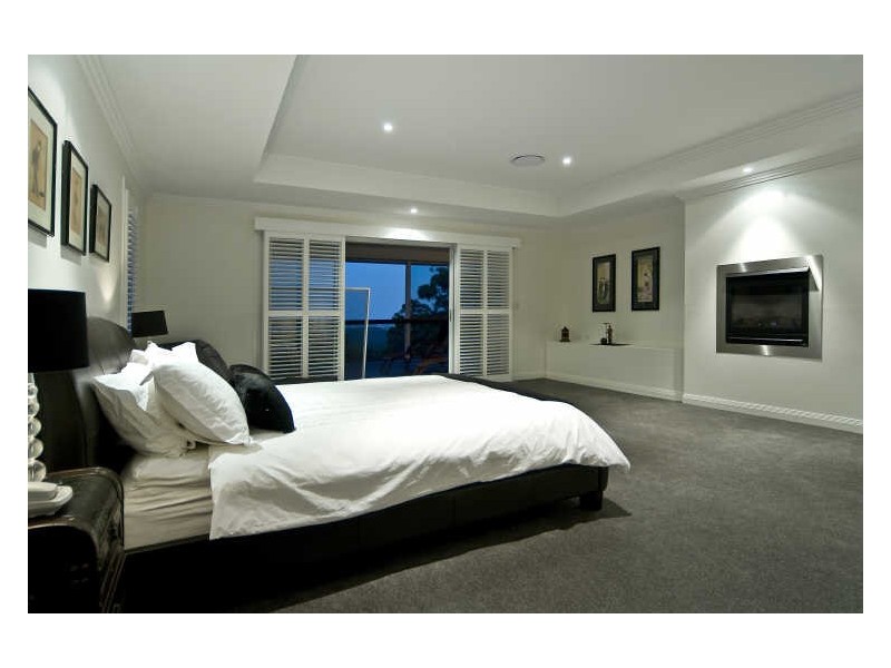15 Celebes Court, Mount Tamborine QLD 4272