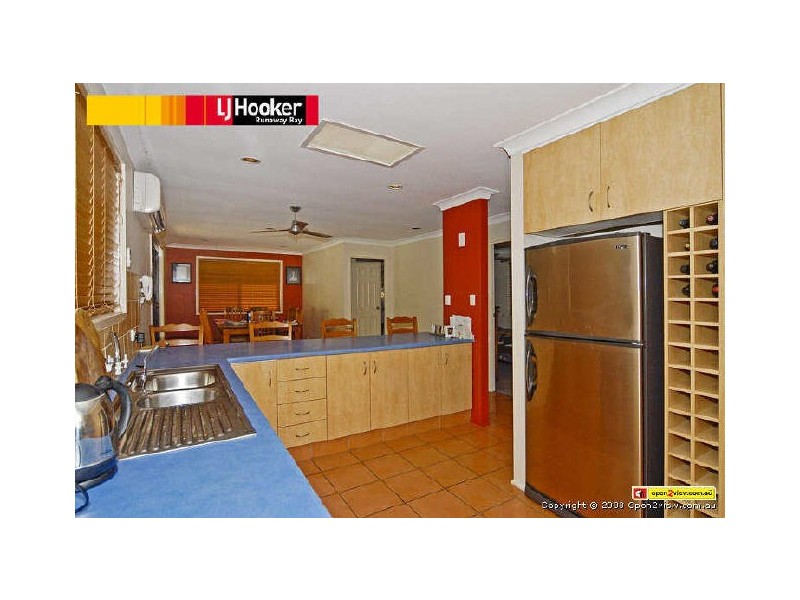 5 Koitaki Court, Runaway Bay QLD 4216