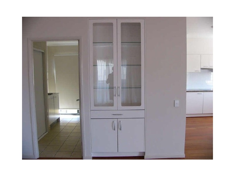 27 Ocean Street, Runaway Bay QLD 4216