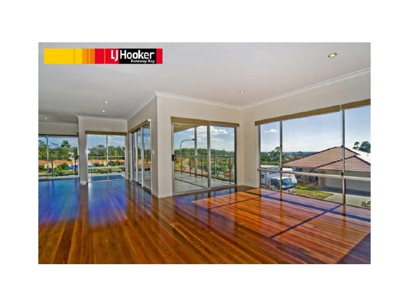 49 Zane Street, Molendinar QLD 4214