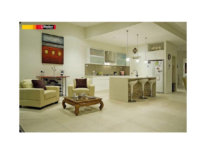 68 East Quay Drive, Biggera Waters QLD 4216