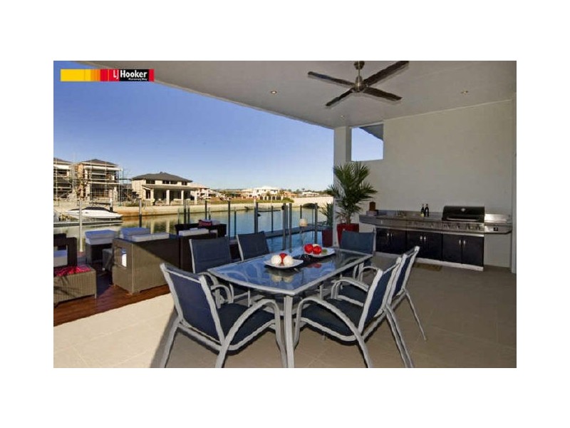 68 East Quay Drive, Biggera Waters QLD 4216