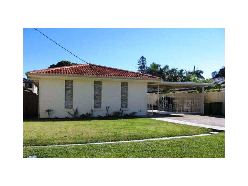 50 Annerley Avenue, Runaway Bay QLD 4216