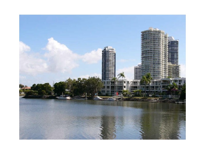 24/11 Taylor Street, Biggera Waters QLD 4216