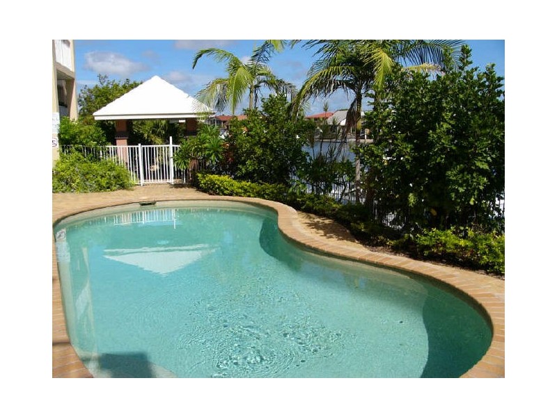 24/11 Taylor Street, Biggera Waters QLD 4216