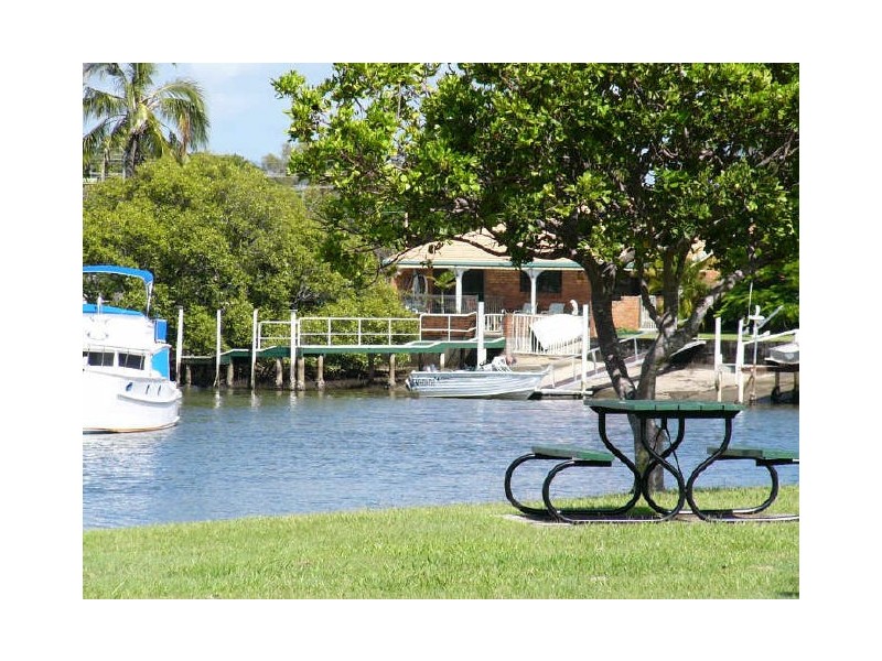 24/11 Taylor Street, Biggera Waters QLD 4216