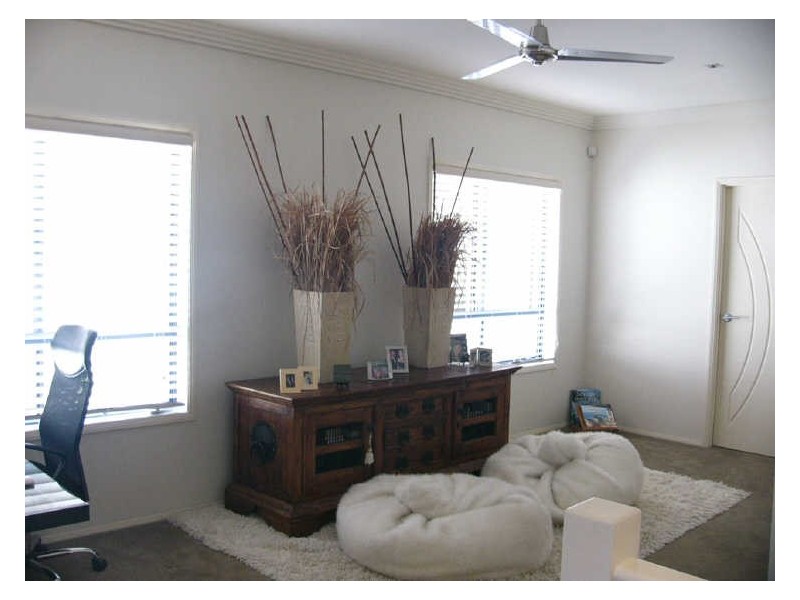 1/60 Bayview Street, Runaway Bay QLD 4216