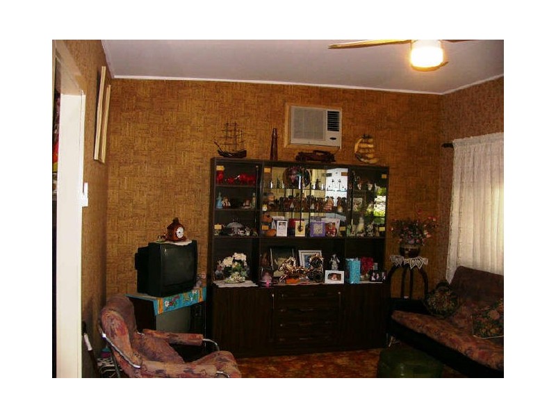 9 Clam Street, Runaway Bay QLD 4216