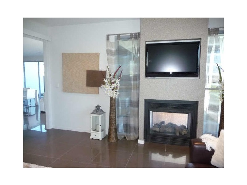 95 Compass Drive, Biggera Waters QLD 4216