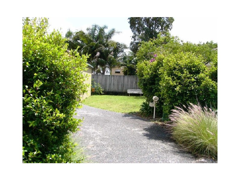 5a Laine Place, Coombabah QLD 4216