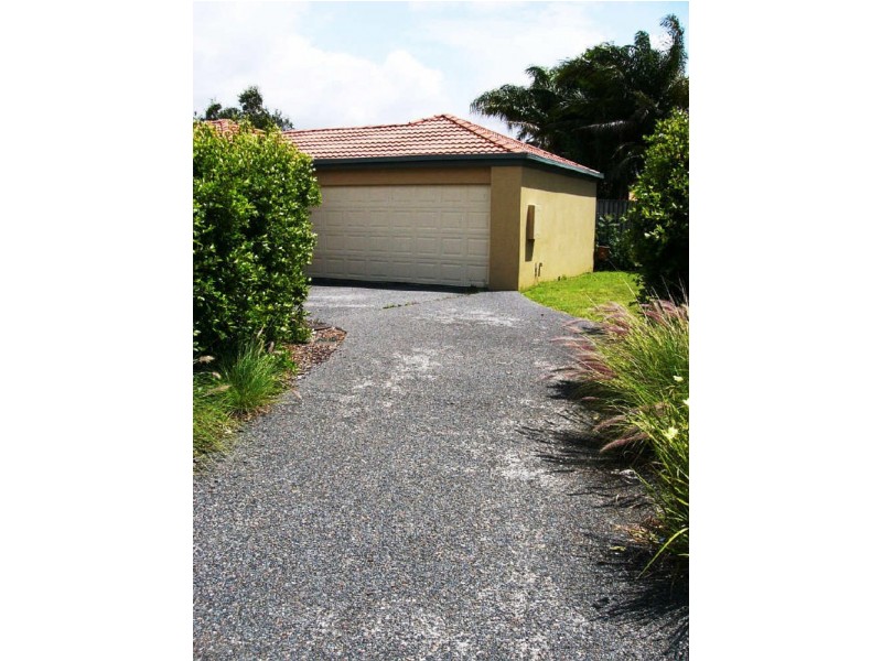 5a Laine Place, Coombabah QLD 4216