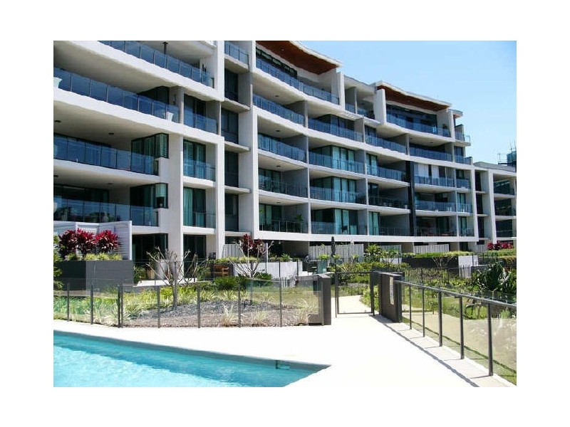 4101/323 Bayview Street, Runaway Bay QLD 4216