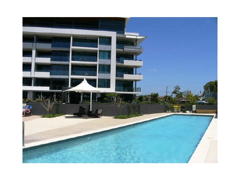 4101/323 Bayview Street, Runaway Bay QLD 4216