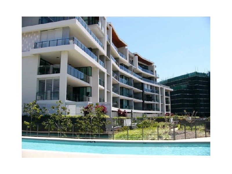 4101/323 Bayview Street, Runaway Bay QLD 4216