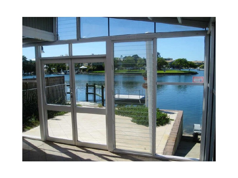 2/20 Margaroola Avenue, Biggera Waters QLD 4216