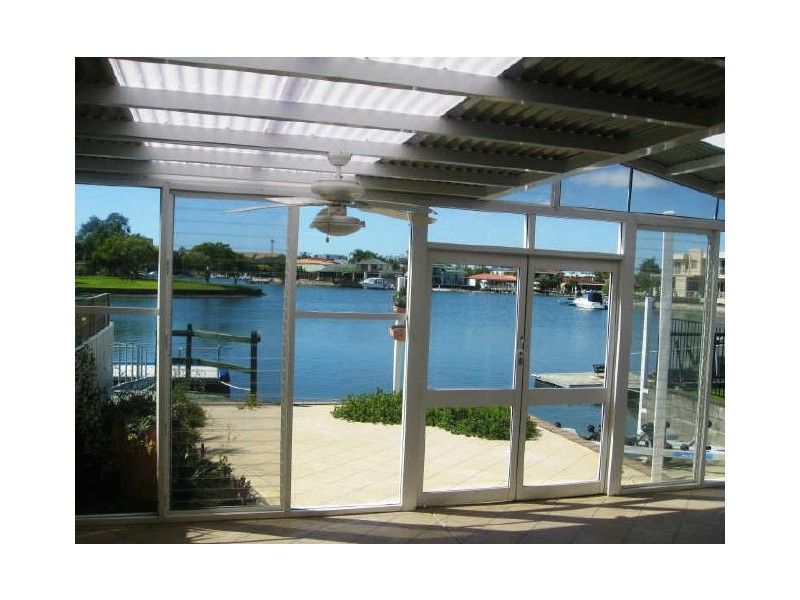 2/20 Margaroola Avenue, Biggera Waters QLD 4216