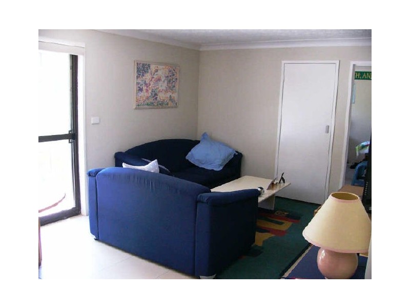 4/156 Frank Street, Labrador QLD 4215