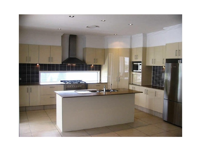 21 North Quay Drive, Biggera Waters QLD 4216