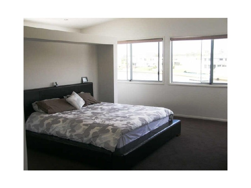 21 North Quay Drive, Biggera Waters QLD 4216