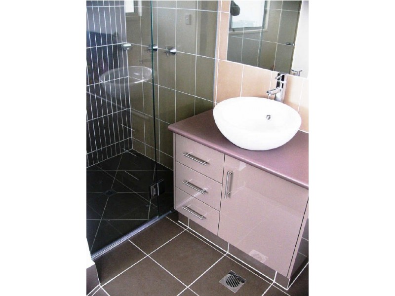 21 North Quay Drive, Biggera Waters QLD 4216