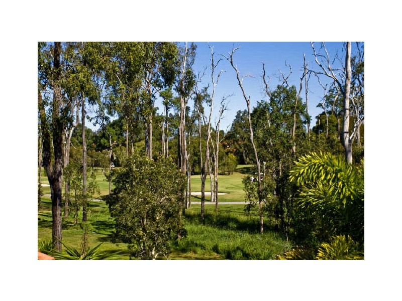 114 Arun Drive, Arundel QLD 4214