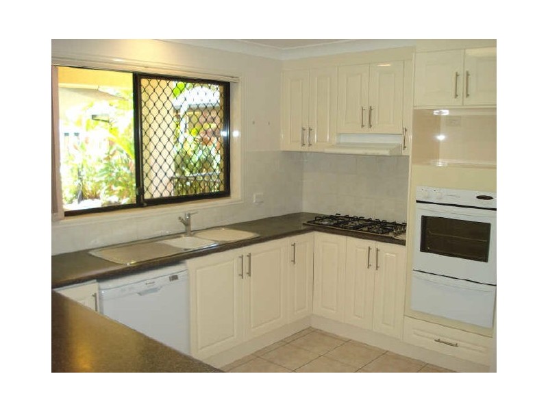 83 Burrendong Road, Coombabah QLD 4216