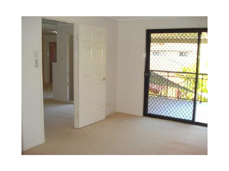 83 Burrendong Road, Coombabah QLD 4216