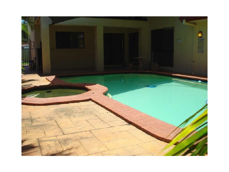 83 Burrendong Road, Coombabah QLD 4216