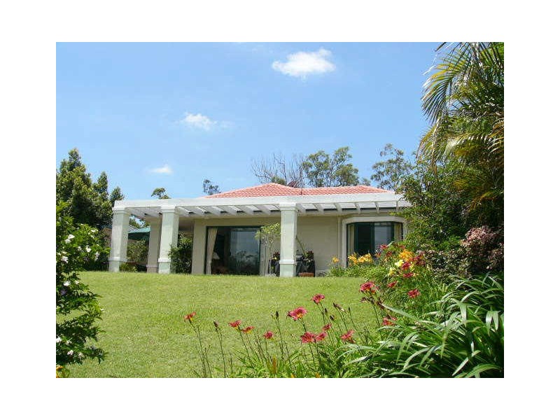 4 Steyning Court, Arundel QLD 4214