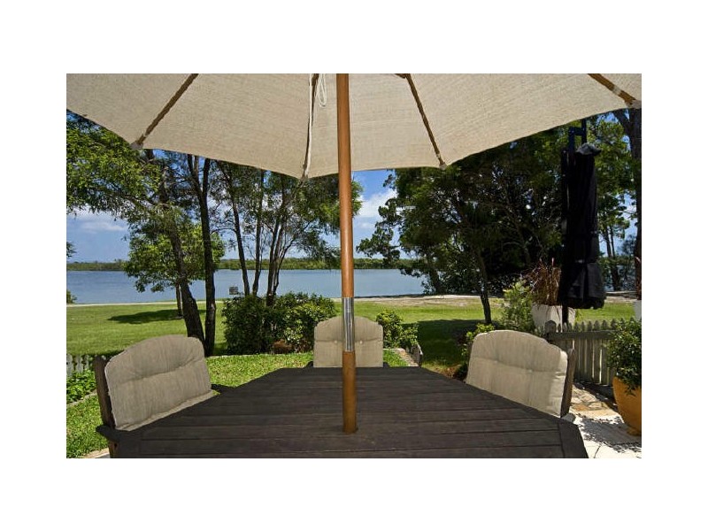 220/125 Hansford Road, Coombabah QLD 4216