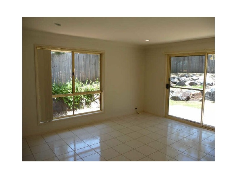 75 Cootharaba Drive, Helensvale QLD 4212