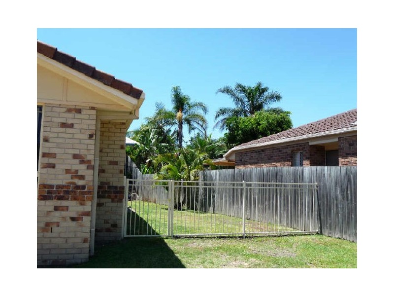 75 Cootharaba Drive, Helensvale QLD 4212