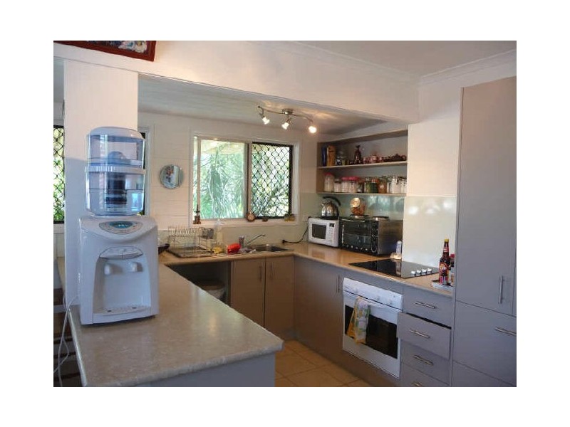 17 Iando Street, Coombabah QLD 4216