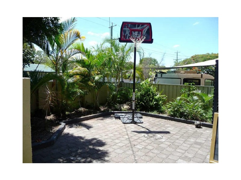 17 Iando Street, Coombabah QLD 4216