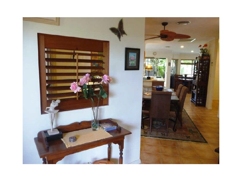 20 Siena Place, Coombabah QLD 4216