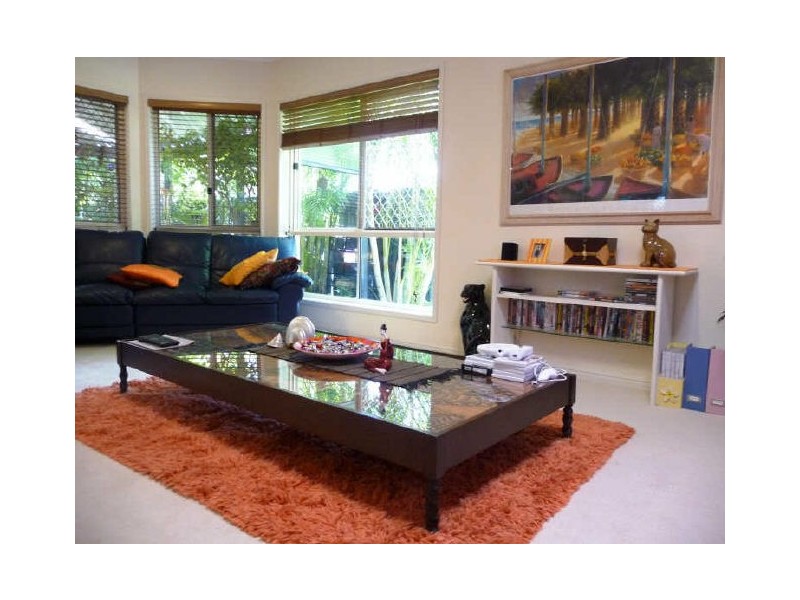 20 Siena Place, Coombabah QLD 4216