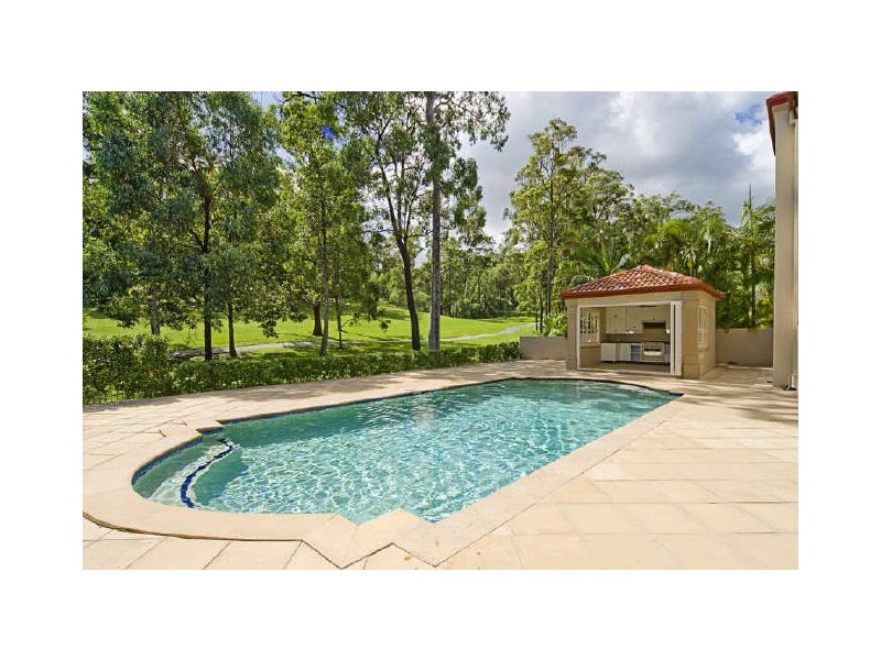 40 Canada Place, Arundel QLD 4214