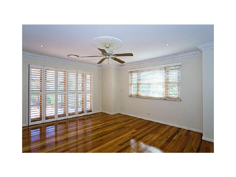 40 Canada Place, Arundel QLD 4214