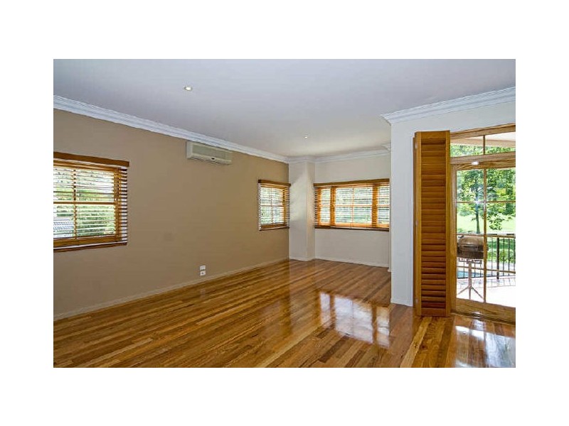 40 Canada Place, Arundel QLD 4214