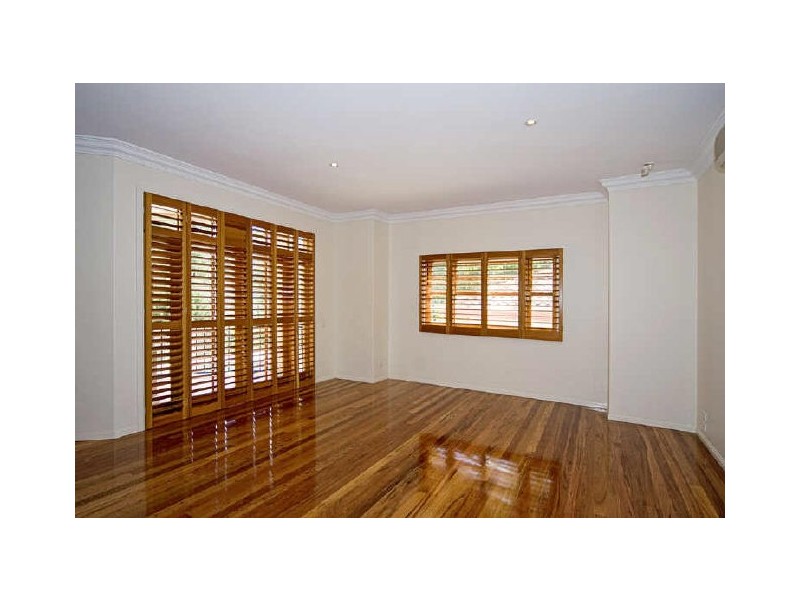 40 Canada Place, Arundel QLD 4214