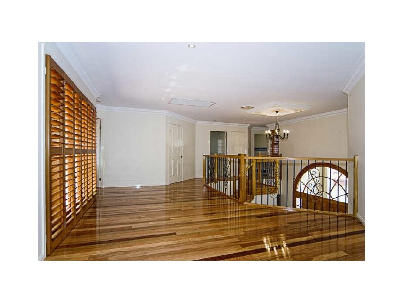 40 Canada Place, Arundel QLD 4214