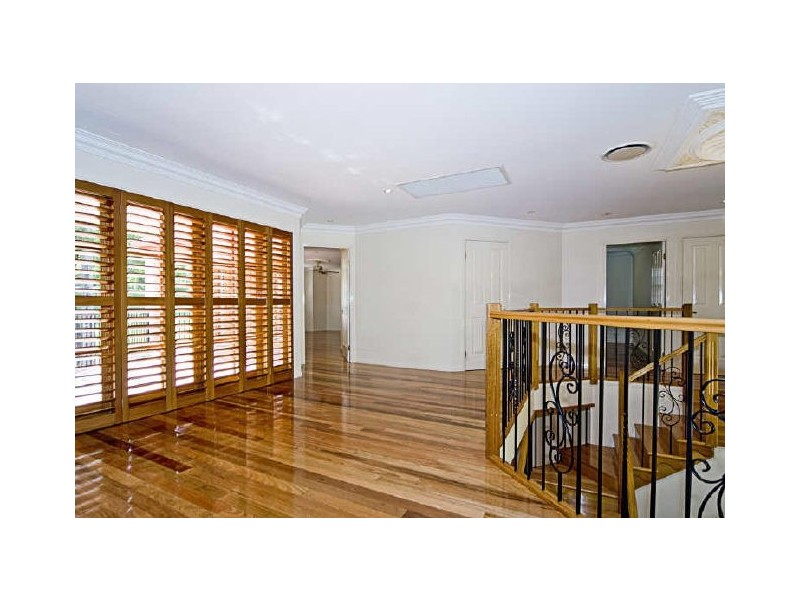 40 Canada Place, Arundel QLD 4214