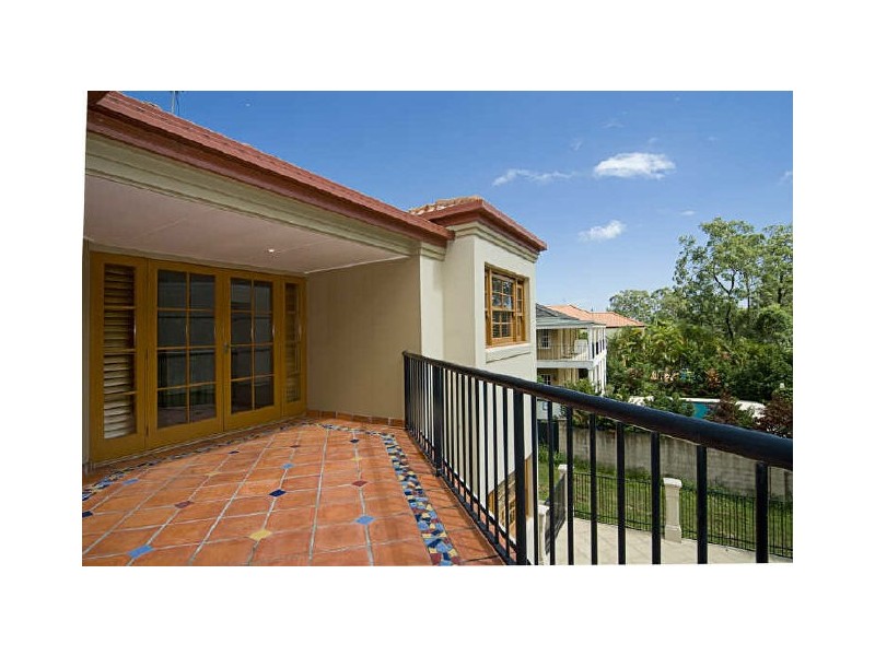 40 Canada Place, Arundel QLD 4214