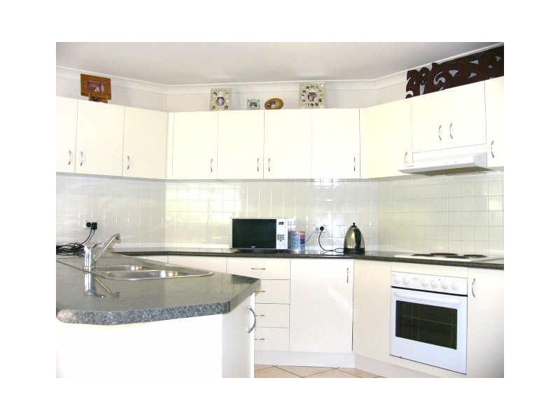 1 Bristol Place, Arundel QLD 4214