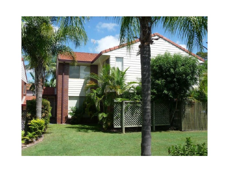 2/601 Pine Ridge Road, Biggera Waters QLD 4216