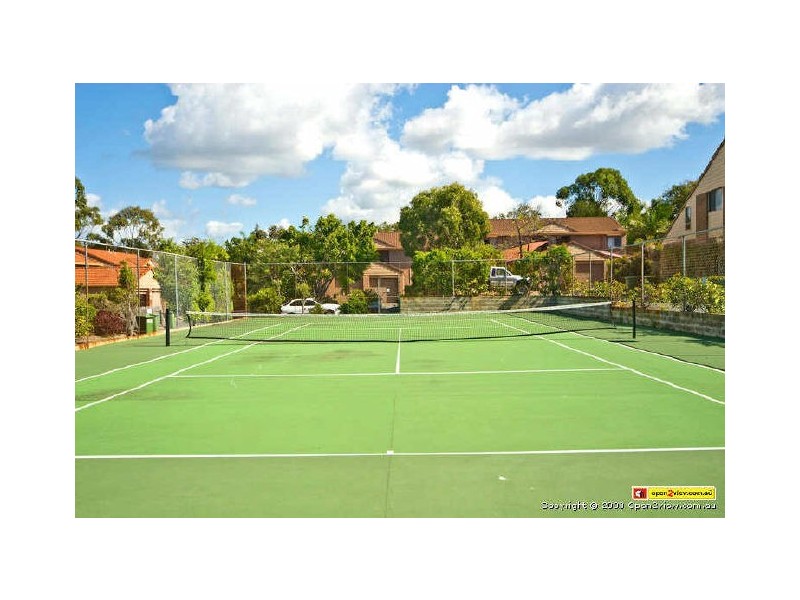 2/601 Pine Ridge Road, Biggera Waters QLD 4216